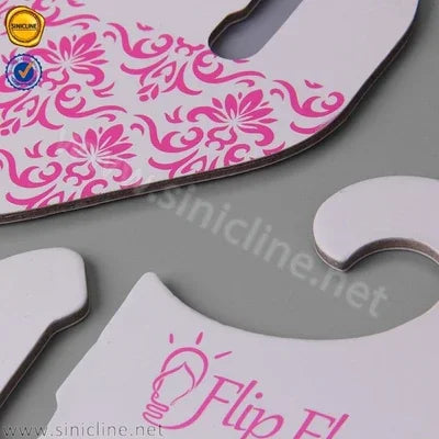 Cintre rigide de support de chaussure d'ODM de cintre de bascule de carton pour le centre commercial