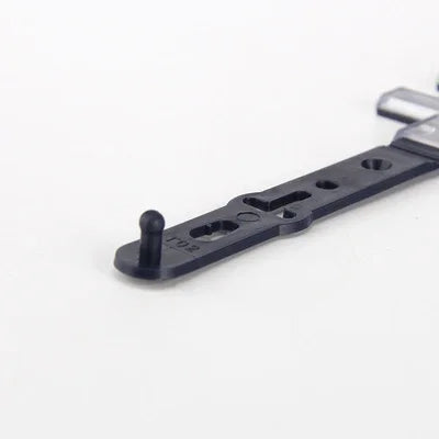 Cintres en plastique de ceinture de couverture givrée par ODM d'OEM pour le placard