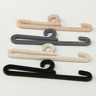 Eco Friendly Plastic Sock Hooks CCM60 Wheat Straw Material Small Plastic Hanger