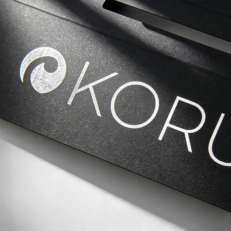 Custom Plastic Hook with Cardboard Header Card for Retail Display
